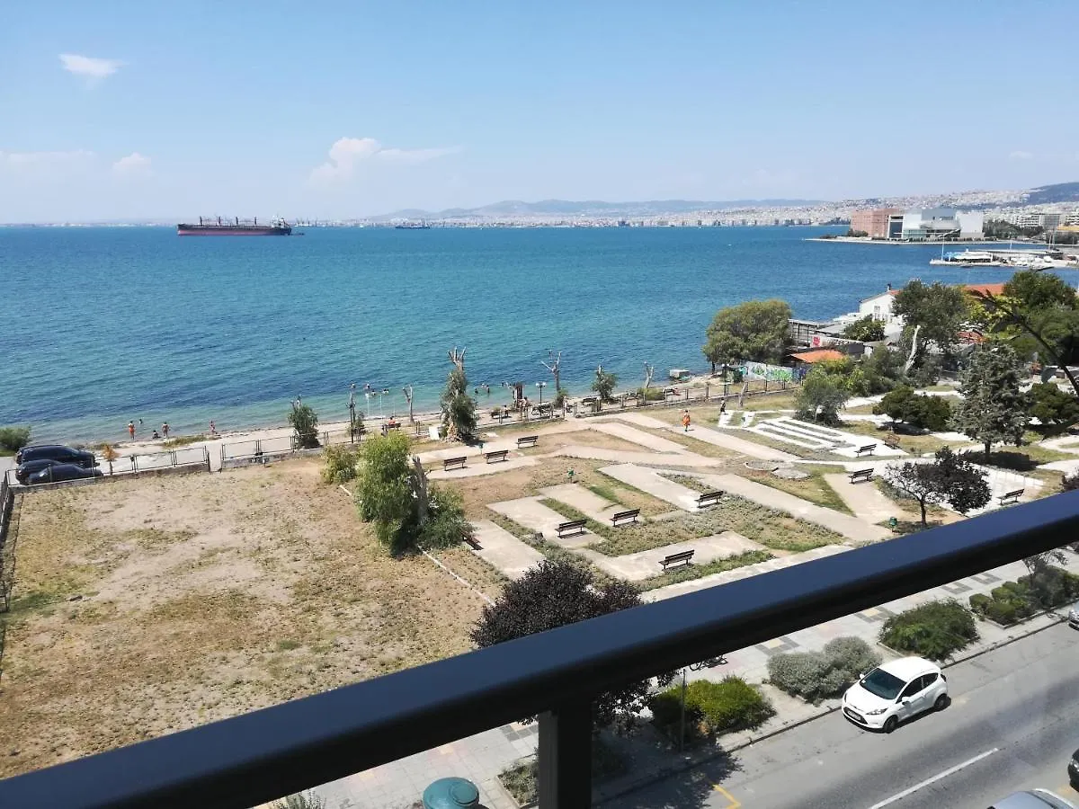 Seafront Family Apartment & Free Parking, The Cruiseflat Thessaloniki