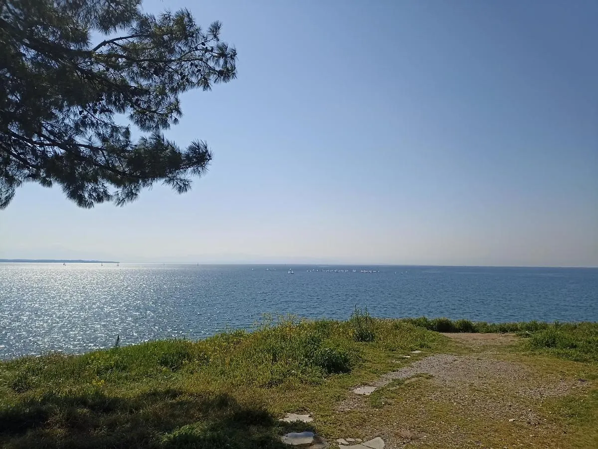 Seafront Family Apartment & Free Parking, The Cruiseflat Thessaloniki 0*,