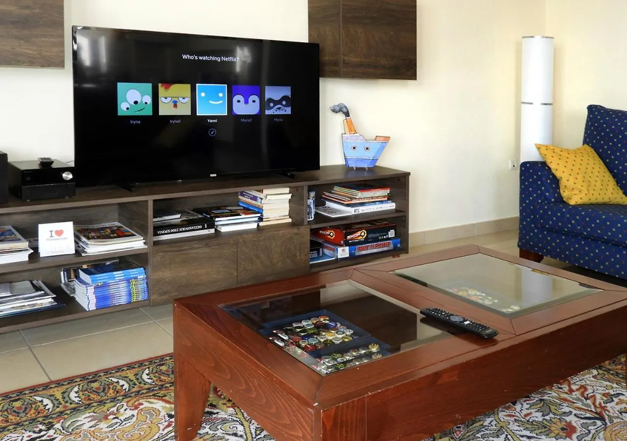 Seafront Family Apartment & Free Parking, The Cruiseflat Thessaloniki