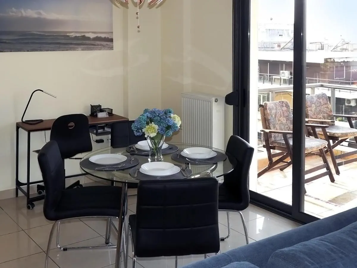 Seafront Family Apartment & Free Parking, The Cruiseflat Thessaloniki