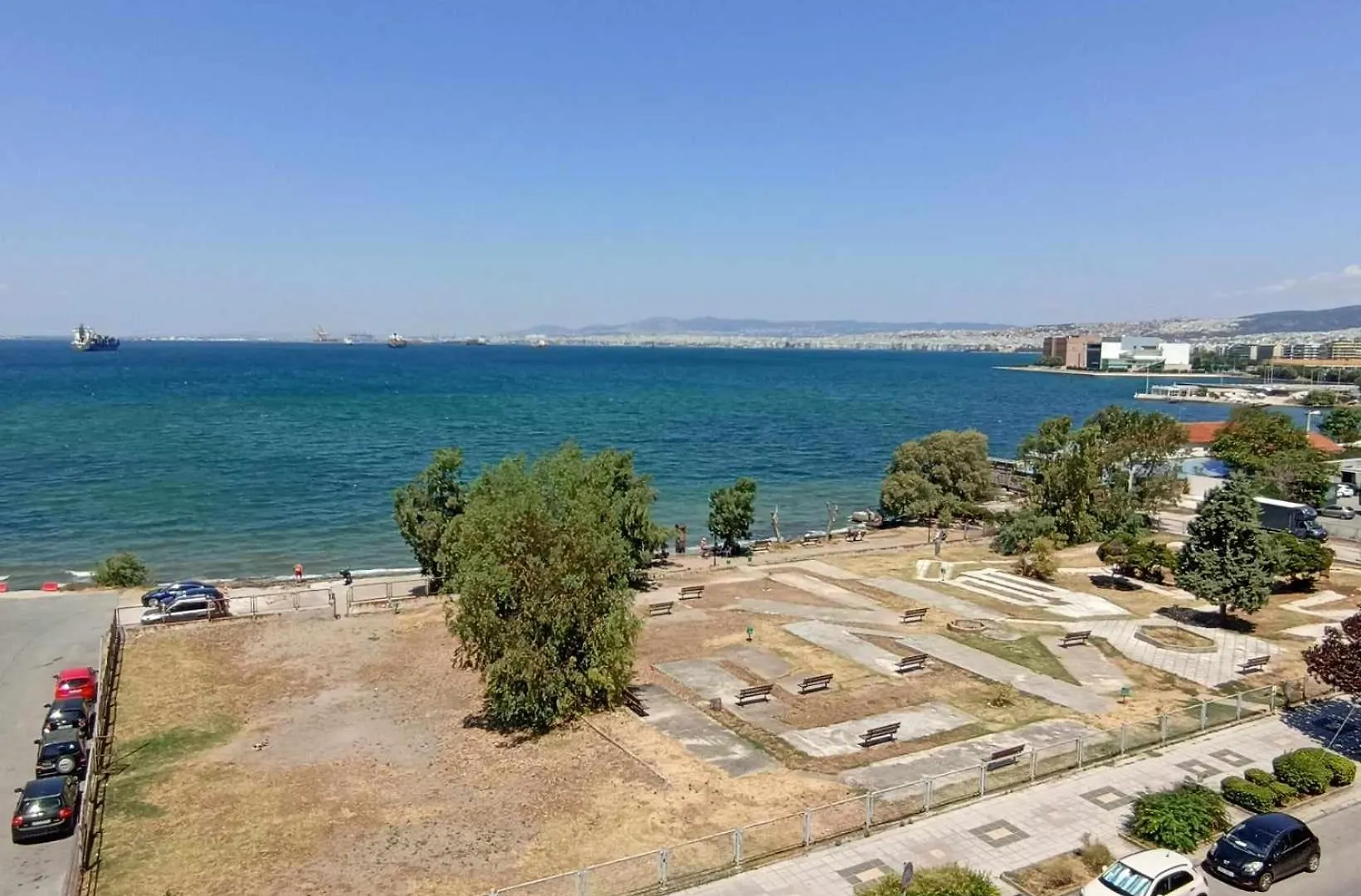 Seafront Family Apartment & Free Parking, The Cruiseflat Thessaloniki