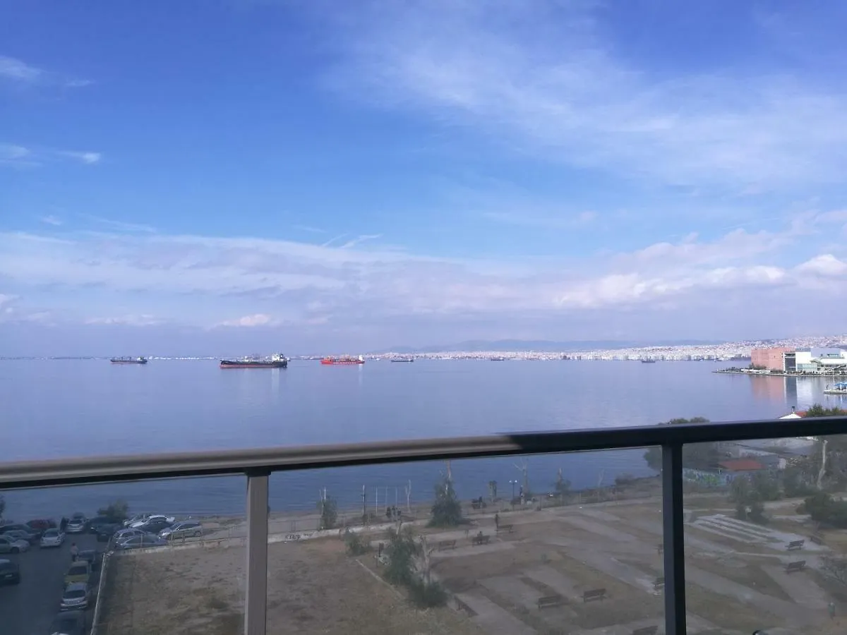 Seafront Family Apartment & Free Parking, The Cruiseflat Thessaloniki