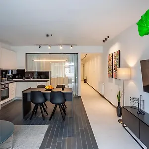 https://habitat-29-a.hotels-of-thessaloniki.com