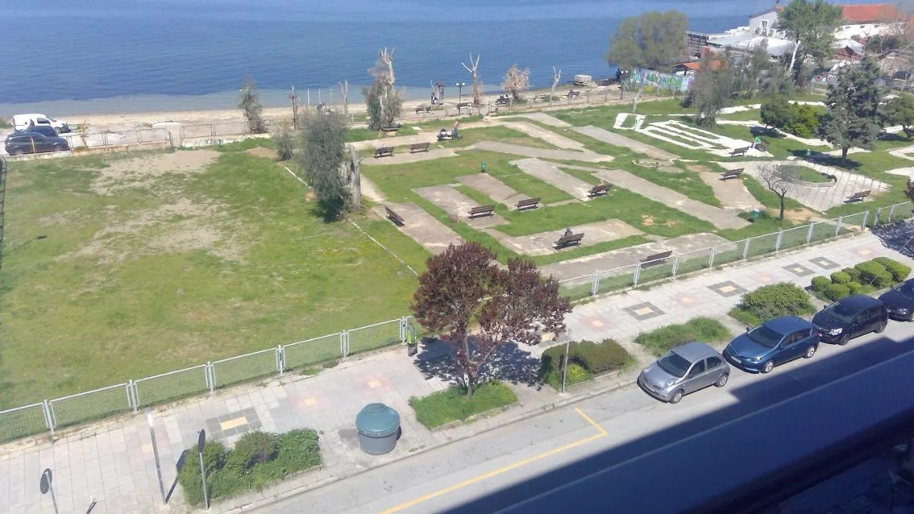 Seafront Family Apartment & Free Parking, The Cruiseflat Thessaloniki