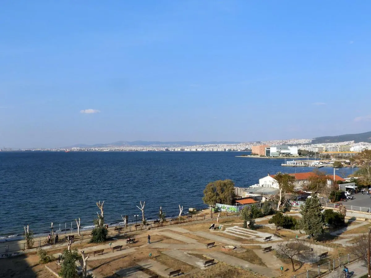 Seafront Family Apartment & Free Parking, The Cruiseflat Thessaloniki