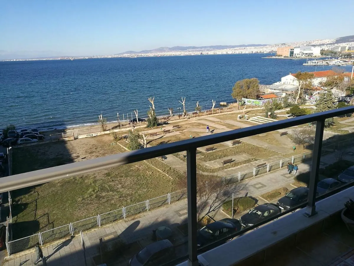 Seafront Family Apartment & Free Parking, The Cruiseflat Thessaloniki